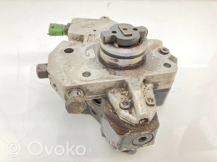 Volvo S60 Fuel injection high pressure pump 8692521