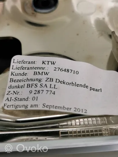 BMW 3 F30 F35 F31 Dysze / Kratki środkowego nawiewu deski rozdzielczej 51459231