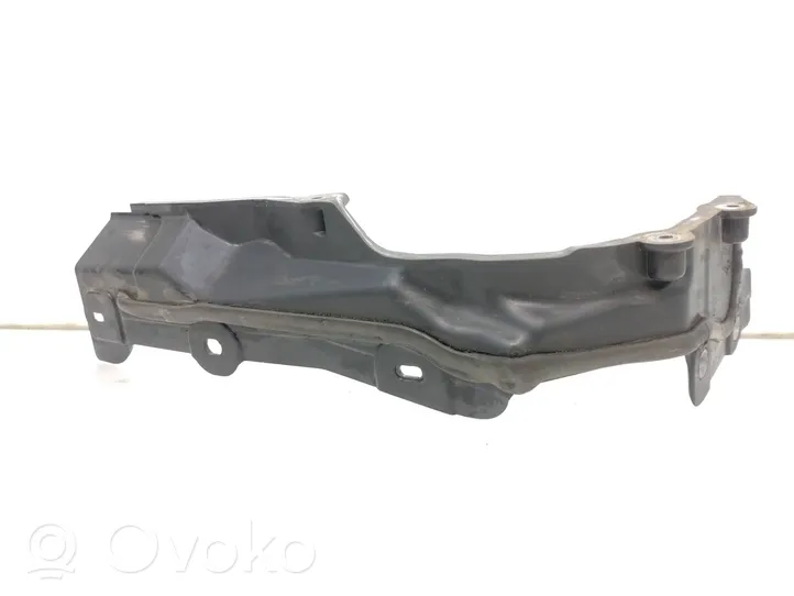 BMW 3 F30 F35 F31 Kita variklio skyriaus detalė 7331242