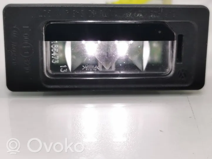 Skoda Fabia Mk3 (NJ) Lampa oświetlenia tylnej tablicy rejestracyjnej 3af943021a