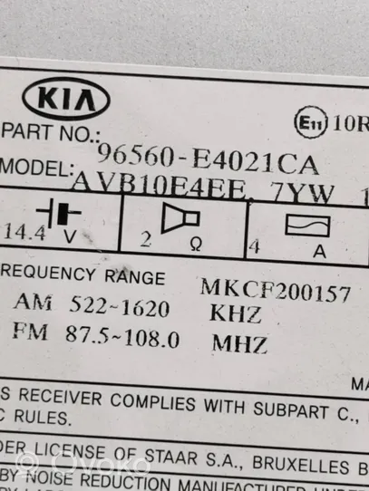 KIA Soul Radio/CD/DVD/GPS-pääyksikkö 96560E4021CA