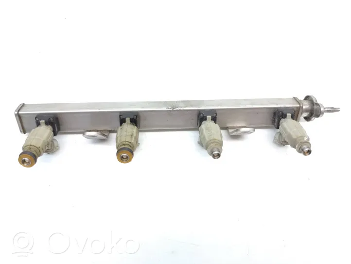 KIA Rio Injecteur de carburant 3531004000