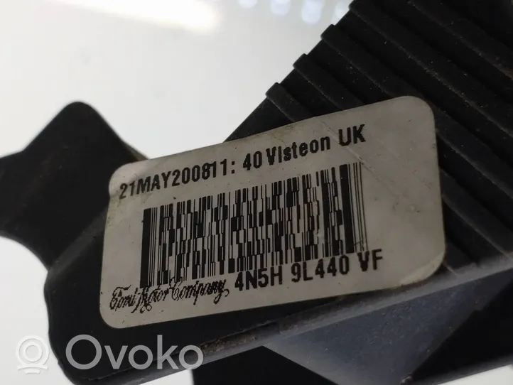 Volvo C30 Välijäähdyttimen jäähdytin 4n5h9l440vf