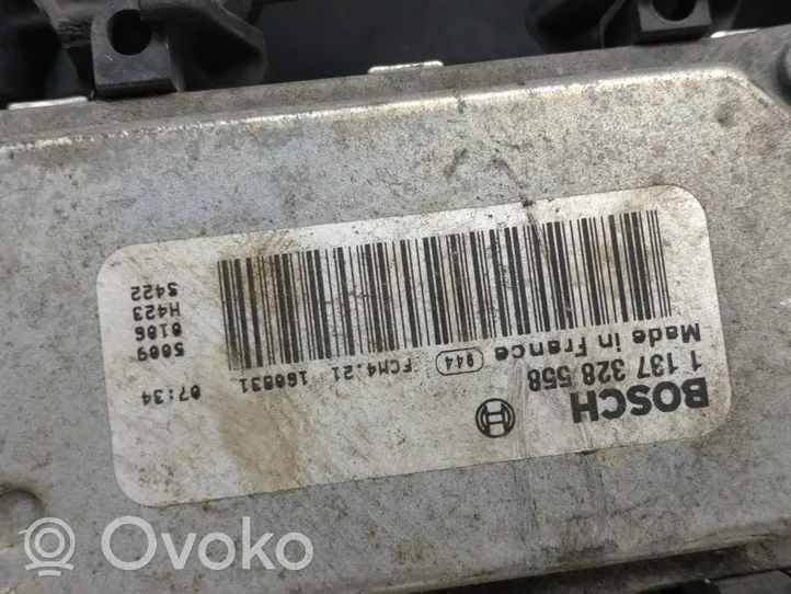 Volvo C30 Jäähdyttimen jäähdytinpuhallin 1137328558