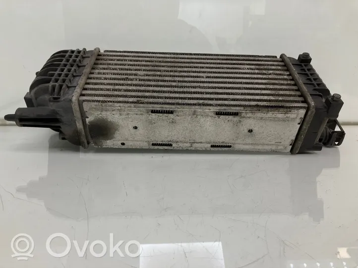 Citroen C5 Välijäähdyttimen jäähdytin 9657073480