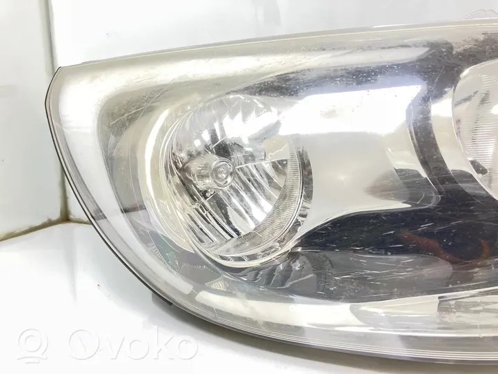 KIA Rio Lampa przednia 921021WXXX