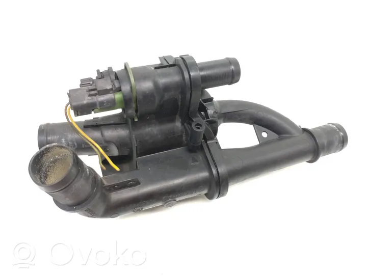 Ford Focus Boîtier de thermostat / thermostat 9670253780