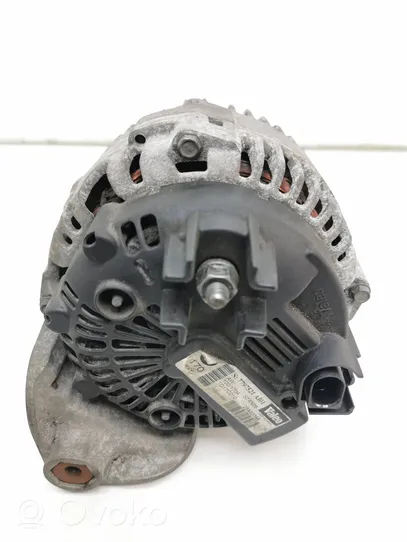 BMW 5 E60 E61 Generatore/alternatore 7797521