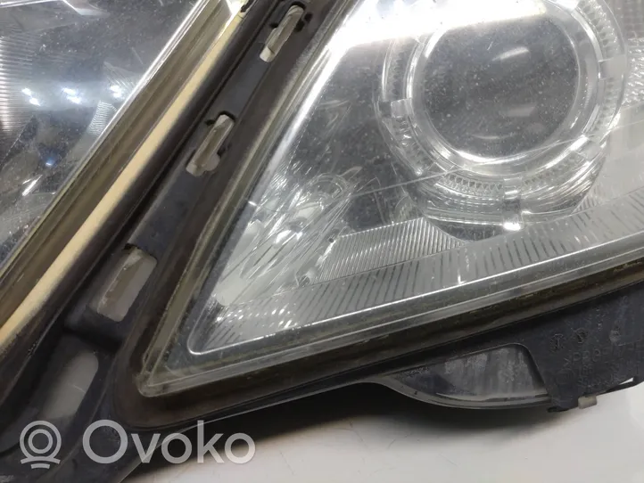 Mercedes-Benz E W212 Lampa przednia A2128208161