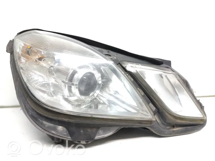 Mercedes-Benz E W212 Faro delantero/faro principal A2128208261