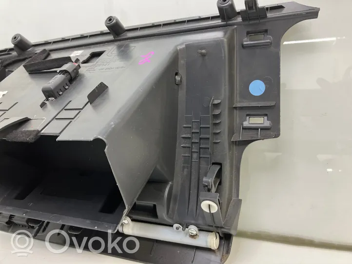 Volvo C30 Glove box 8626141