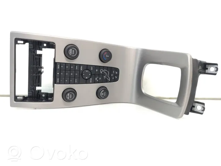 Volvo C30 Climate control unit 30672565