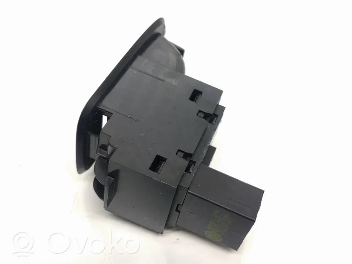 Volkswagen Cross Polo Electric window control switch 7L6959855B