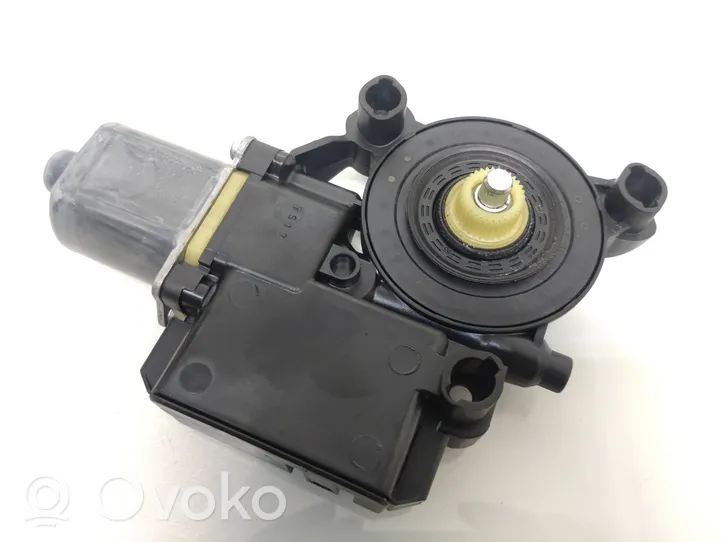 Volkswagen Cross Polo Takaoven ikkunan nostomoottori 6R0959812F