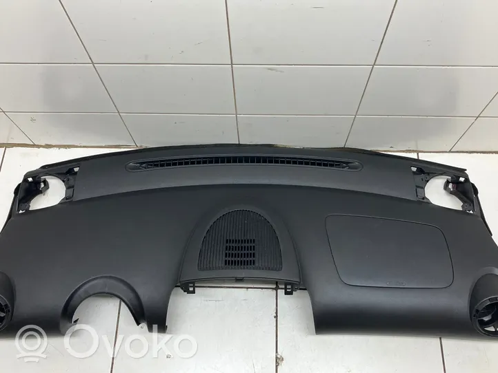 Toyota Aygo AB10 Panelė 558700H010