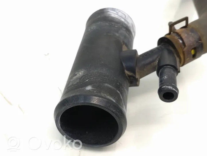 Toyota RAV 4 (XA30) Engine coolant pipe/hose 