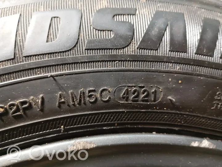 Volvo V60 R16 summer tire 20560R16