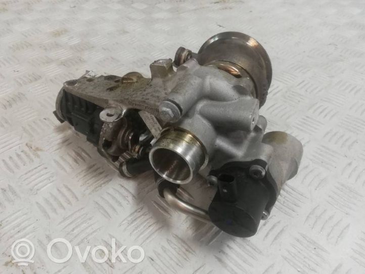 Opel Combo E Cześć układu próżniowego turbosprężarki 9825982080