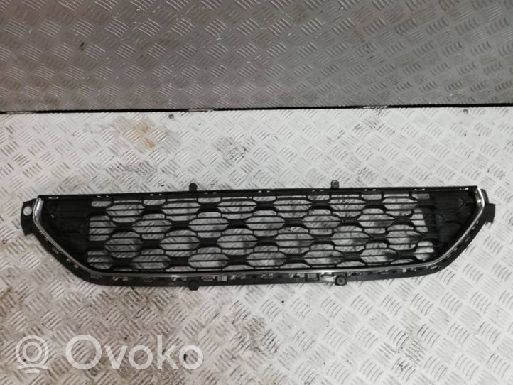 Citroen C3 Etupuskurin alempi jäähdytinsäleikkö 9803502677