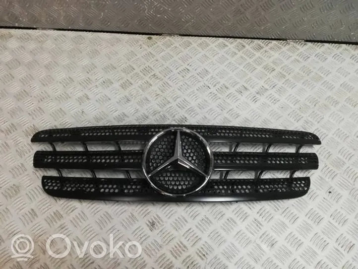 Mercedes-Benz ML W163 Grille de calandre avant 1638800115
