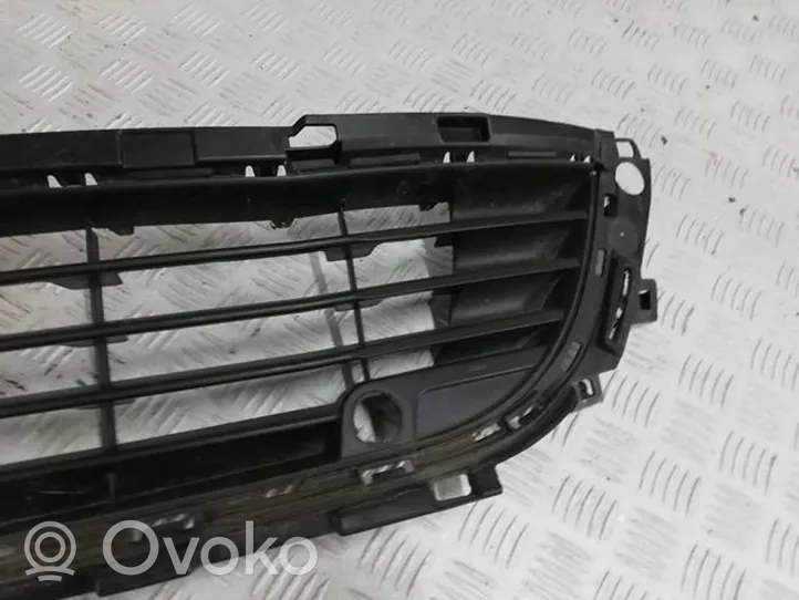 Citroen C4 II Mascherina inferiore del paraurti anteriore 9677876177