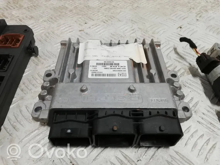 Citroen DS4 Komputer / Sterownik ECU i komplet kluczy 9666912580