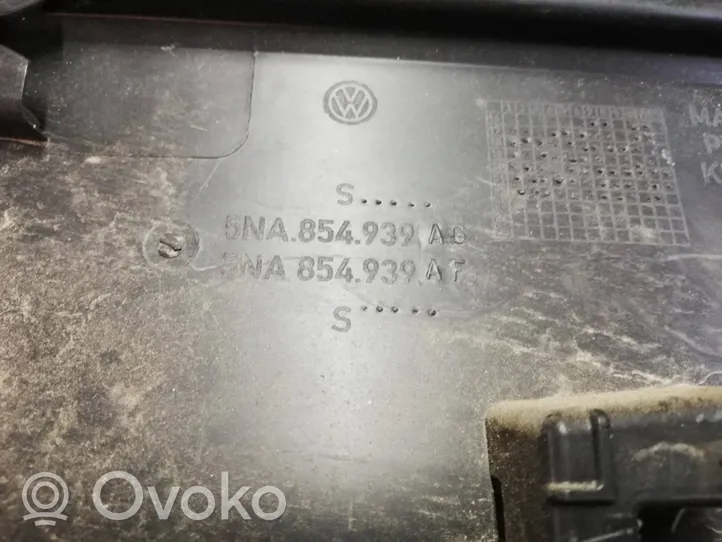 Volkswagen Tiguan Etuoven lista (muoto) 5NA854939AG