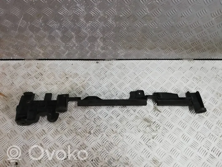 Nissan Qashqai Uchwyt / Mocowanie chłodnicy 215424EA0A