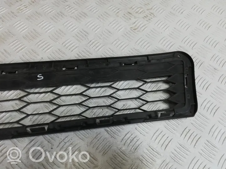 Honda Civic IX Grille inférieure de pare-chocs avant 71103TV0