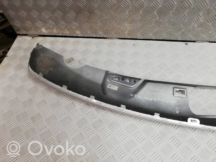 Volvo XC40 Rear bumper foam support bar 32273898