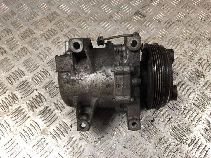 Subaru Impreza II Compresseur de climatisation 73111FE040