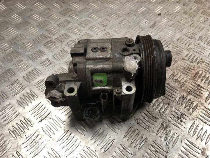 Subaru Forester SF Ilmastointilaitteen kompressorin pumppu (A/C) 73110AE021