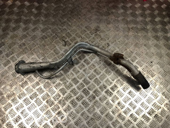 Subaru Legacy Tuyau de remplissage de réservoir de carburant 