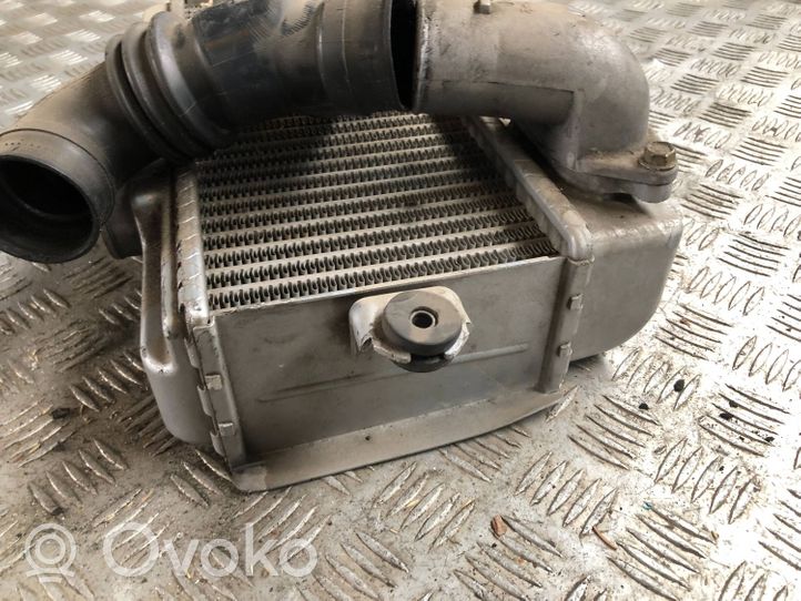 Subaru Impreza II Chłodnica powietrza doładowującego / Intercooler 