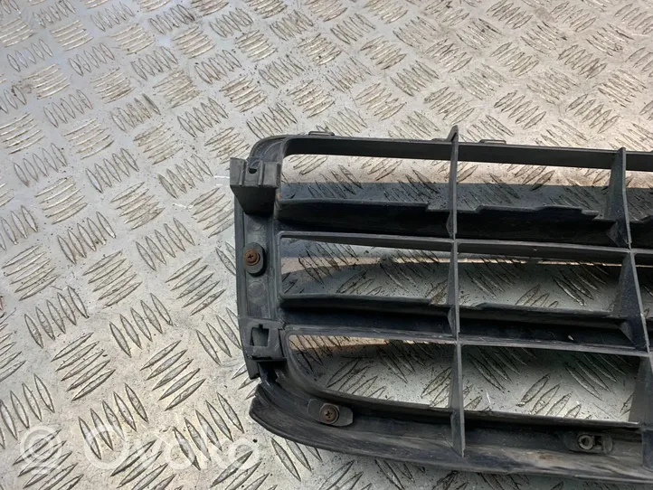 Subaru Forester SG Grille de calandre avant 