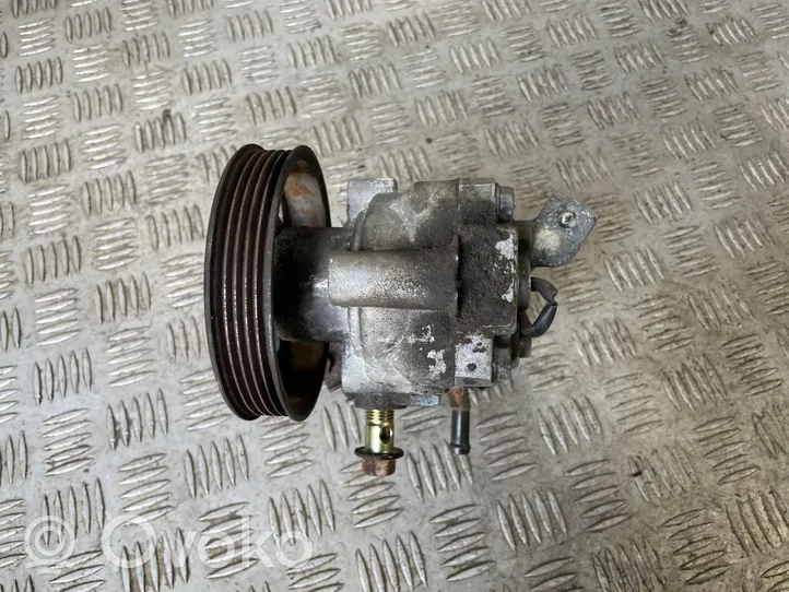 Subaru Forester SF Power steering pump 