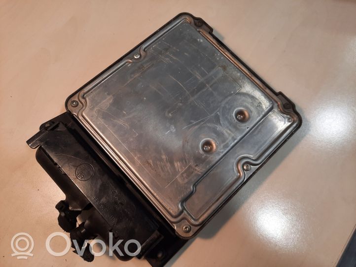 Audi A8 S8 D3 4E Sterownik / Moduł ECU 4E0907409B