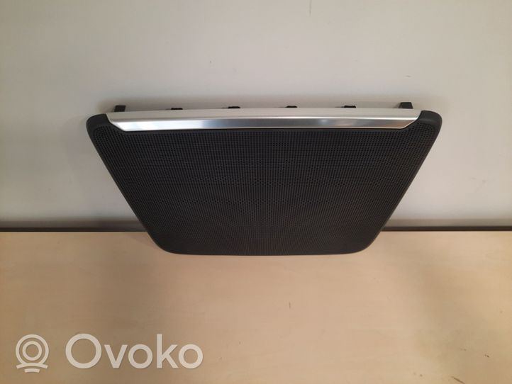 Audi A8 S8 D4 4H Cover in windowsill 4H0035435B