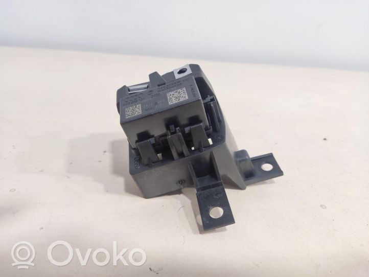 Audi A8 S8 D4 4H Keyless (KESSY) go control unit/module 4H0909131