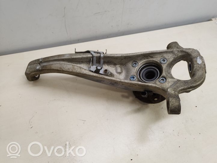 Volkswagen Touareg II Fuso a snodo con mozzo ruota anteriore 7P0407245A