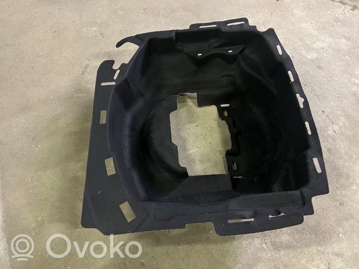 Audi A8 S8 D4 4H Vararenkaan osion verhoilu 4H0863544B