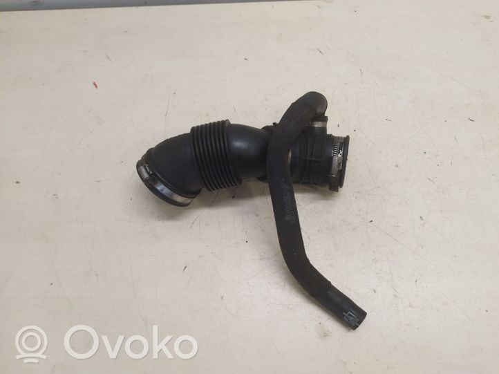 Audi A8 S8 D3 4E Oro paėmimo kanalo detalė (-ės) 4E0145747D