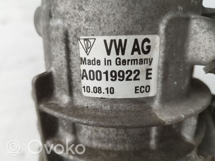 Volkswagen Touareg II Power steering pump 7P0423155B