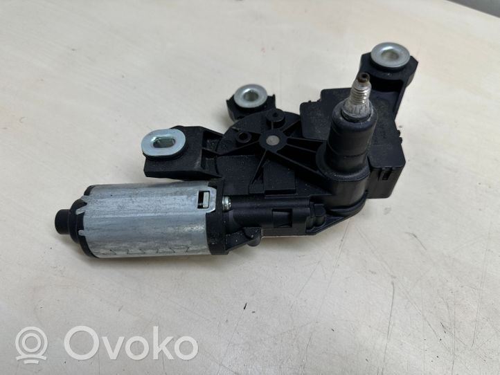 Volkswagen Touareg II Moteur d'essuie-glace arrière 7P6955711