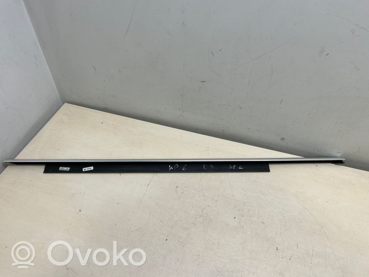 Audi A8 S8 D4 4H Moulures des vitres de la porte arrière 4H0853763D