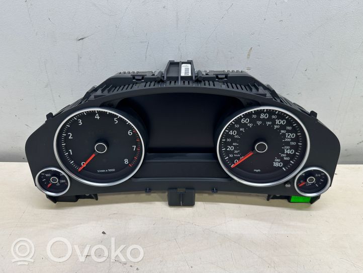 Volkswagen Touareg II Compteur de vitesse tableau de bord 7P6920982