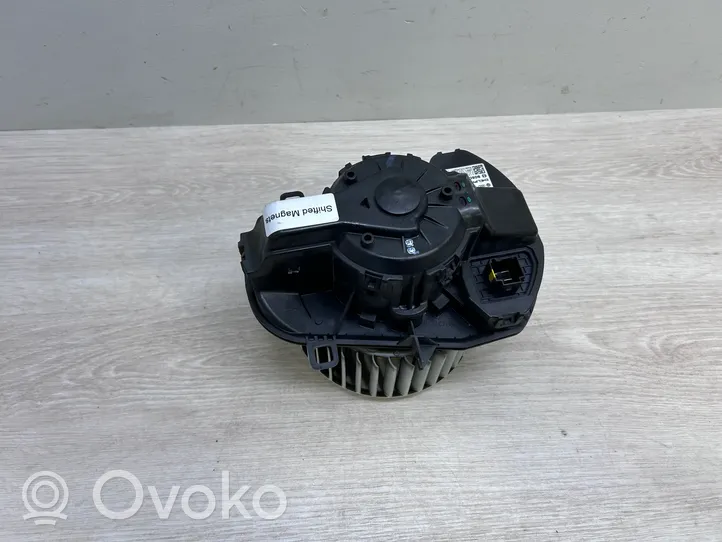 Volkswagen Touareg II Ventola riscaldamento/ventilatore abitacolo 7P0820021