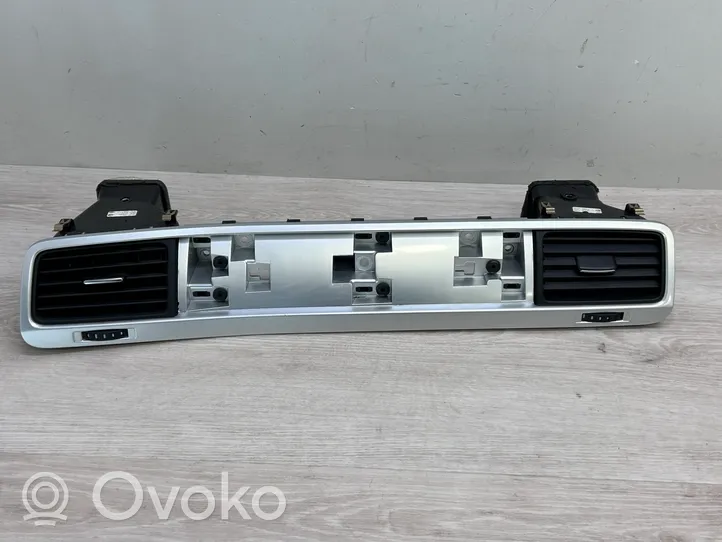 Volkswagen Touareg II Rivestimento del vano portaoggetti del cruscotto 7P1857190A