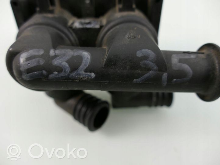 BMW 7 E32 Coolant heater control valve 8391417