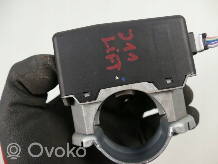 Nissan Qashqai Vairo užraktas 487002725R